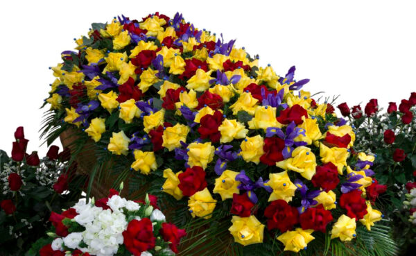 Copricassa_di_Rose_Gialle_con_Perla_Blu_Iris_Blu_con_Rose_Rosse