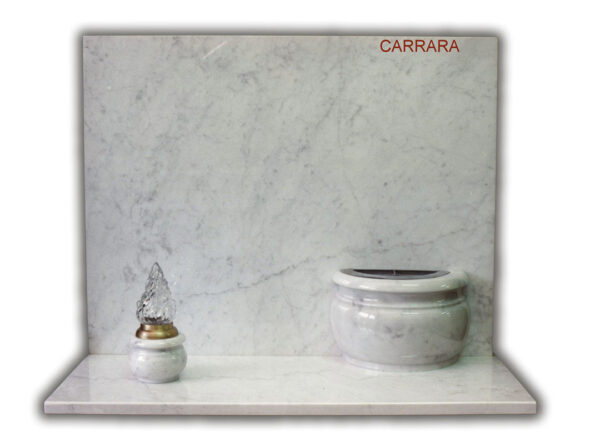 lapide_in_carrara_con_vaso_tornito