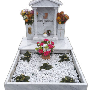 Monumentino_in_carrara_M10